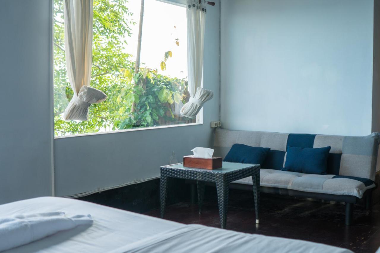 Nunggalan hut Villa Uluwatu  Bagian luar foto