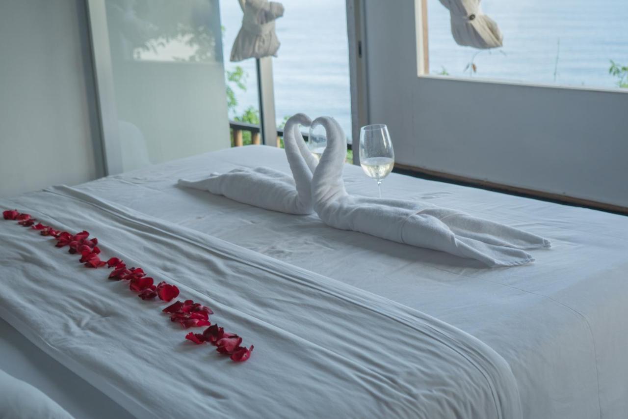 Nunggalan hut Villa Uluwatu  Bagian luar foto
