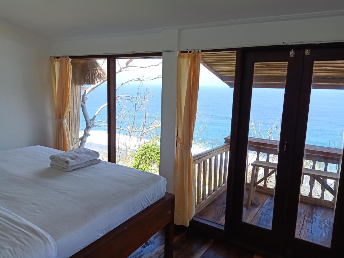 Nunggalan hut Villa Uluwatu  Bagian luar foto