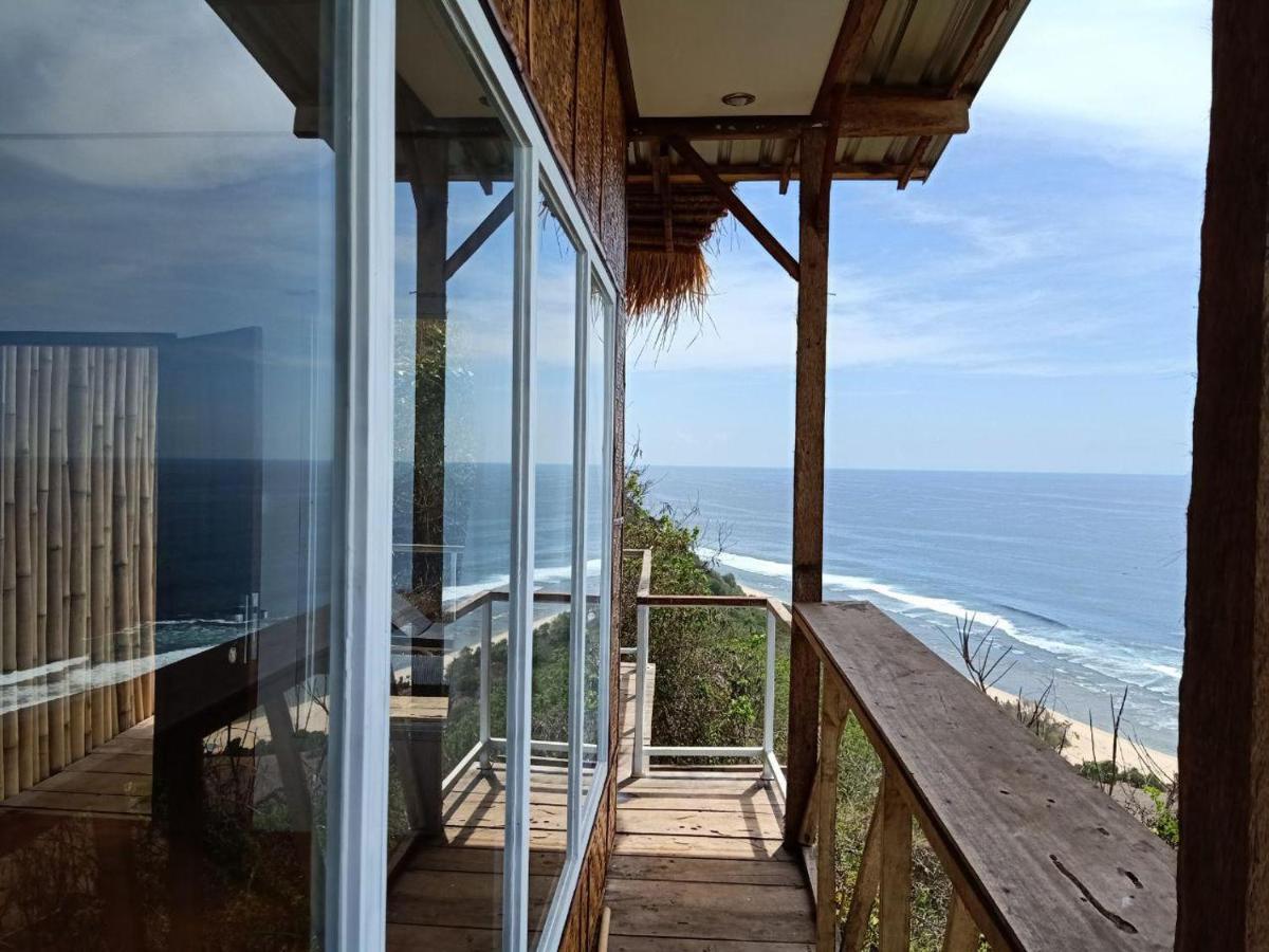 Nunggalan hut Villa Uluwatu  Bagian luar foto